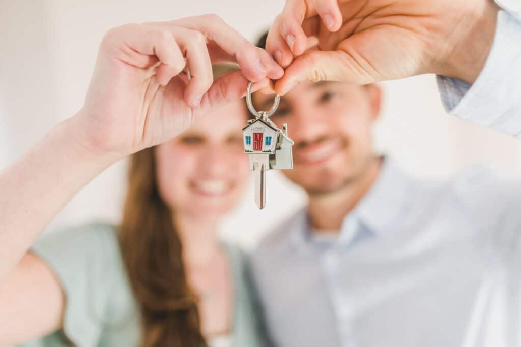Could falling fixed rates help prospective buyers? image